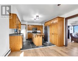 905 BLUELINE ROAD - 15