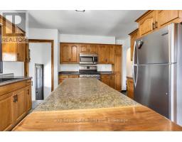905 BLUELINE ROAD - 16