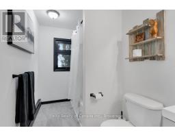 905 BLUELINE ROAD - 23