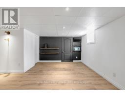 905 BLUELINE ROAD - 27