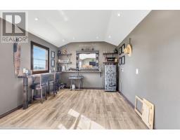 905 BLUELINE ROAD - 40