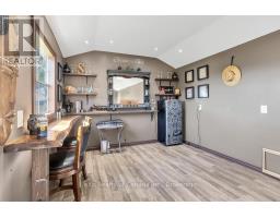 905 BLUELINE ROAD - 41