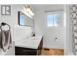 285687 AIRPORT ROAD - 25