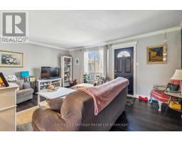 123 - 166 SOUTHDALE ROAD W - 18