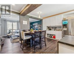 123 - 166 SOUTHDALE ROAD W - 9