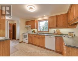 596124 STRATHALLAN ROAD - 12