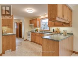 596124 STRATHALLAN ROAD - 13