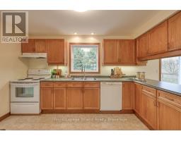596124 STRATHALLAN ROAD - 16