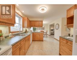 596124 STRATHALLAN ROAD - 17