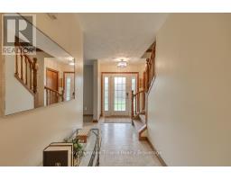 596124 STRATHALLAN ROAD - 23