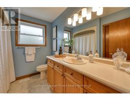 596124 STRATHALLAN ROAD - 25
