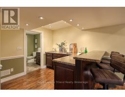 596124 STRATHALLAN ROAD - 34