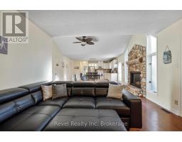 71842 SUNVIEW AVENUE - 36