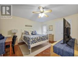 71842 SUNVIEW AVENUE - 40