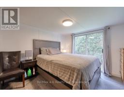 20 - 595487 OXFORD 59 ROAD - 25