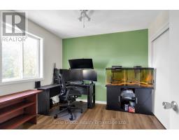 27 CRUSOE PLACE - 12
