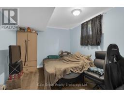 27 CRUSOE PLACE - 16