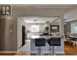 192 GREENLEAF CRESCENT - 13