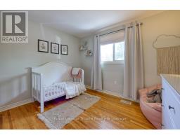 192 GREENLEAF CRESCENT - 21