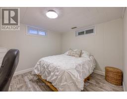 192 GREENLEAF CRESCENT - 26