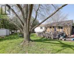192 GREENLEAF CRESCENT - 32