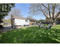 192 GREENLEAF CRESCENT - 34