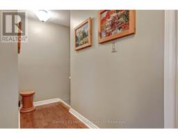 3 - 395 SPRINGBANK AVENUE N - 18