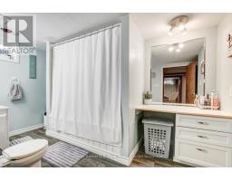 30 DENRICH AVENUE - 20