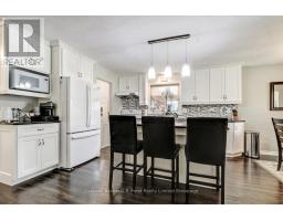 30 DENRICH AVENUE - 9