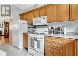 693 SOUTHWOOD WAY - 12