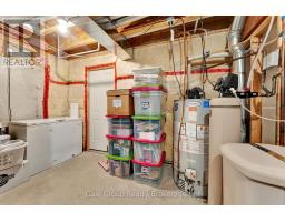 693 SOUTHWOOD WAY - 27