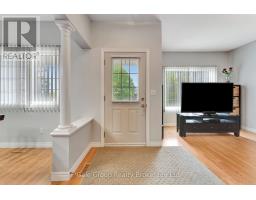 693 SOUTHWOOD WAY - 3