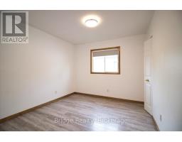 35 GREENFIELD LANE - 13