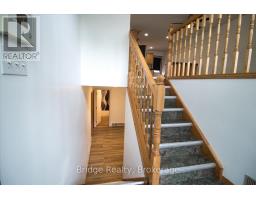 35 GREENFIELD LANE - 20