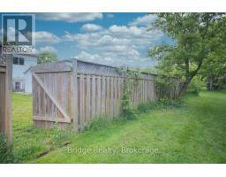 35 GREENFIELD LANE - 4