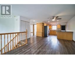 35 GREENFIELD LANE - 7