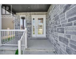 7 SANDY COURT - 4