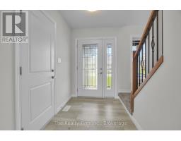 7 SANDY COURT - 5