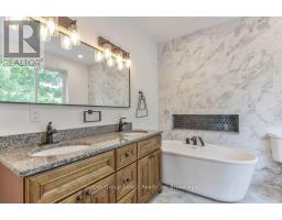 230 KING STREET E - 25