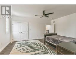 230 KING STREET E - 28