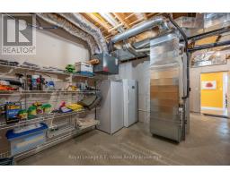 22 - 5 JOHN POUND ROAD - 35