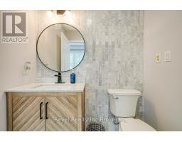 174 KINGFISHER AVENUE - 10