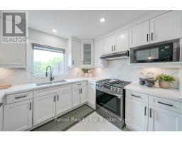 174 KINGFISHER AVENUE - 18