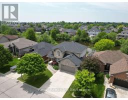 174 KINGFISHER AVENUE - 3