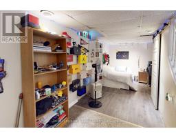 444 LEE AVENUE - 32