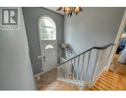 109 CANROBERT STREET - 4