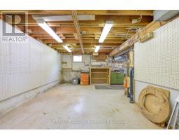 14 LOWRIE CRESCENT - 26