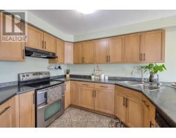386 CHAMPLAIN AVENUE - 14