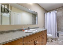 386 CHAMPLAIN AVENUE - 25
