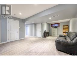 386 CHAMPLAIN AVENUE - 27